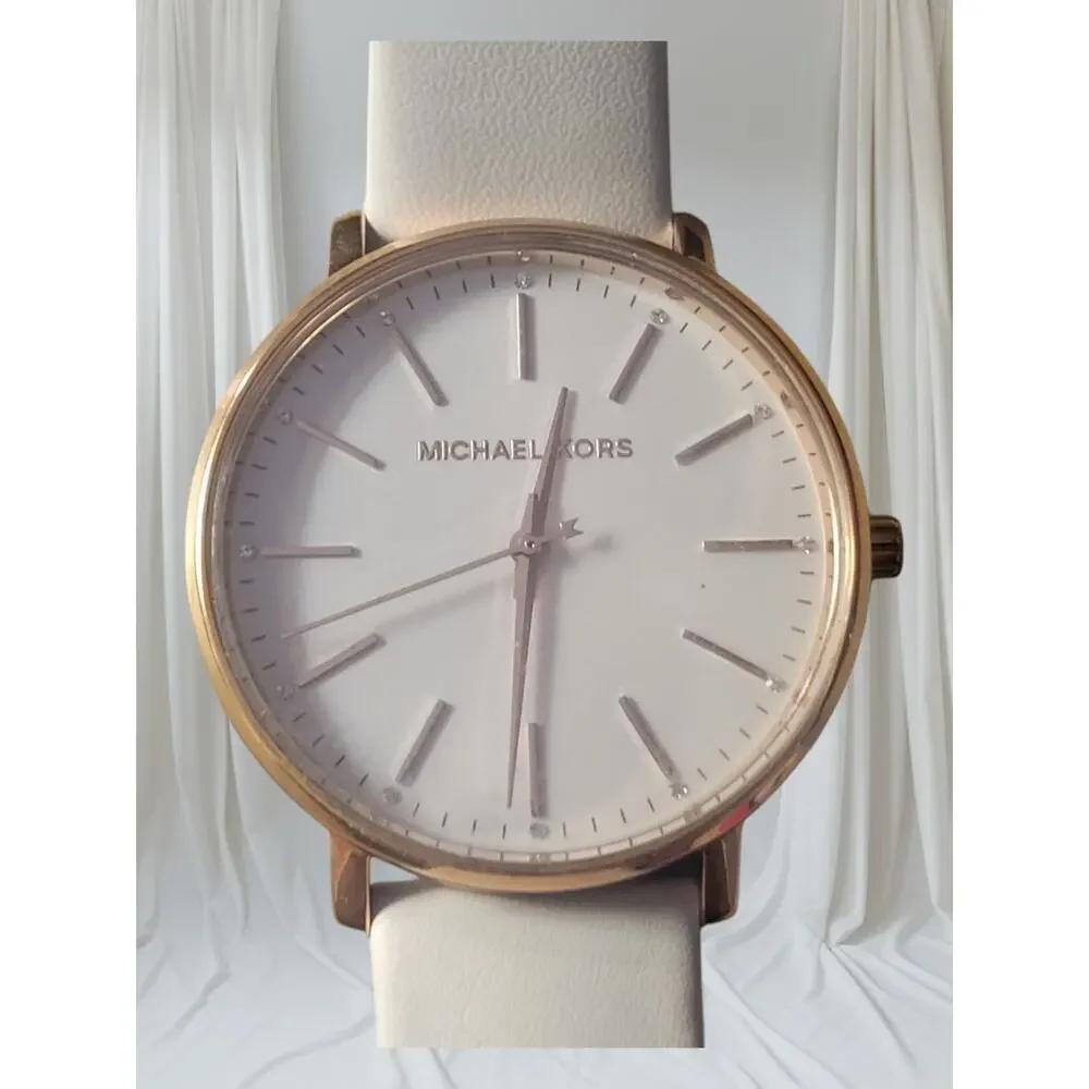 MIchael Kors Pyper Watch Model MK 2800 Original Band New Battery Stainless Steel